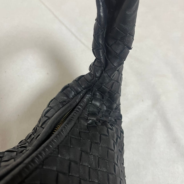 Bottega Veneta Veneta Intrecciato Hobo Bag Large Black Leather 47cm