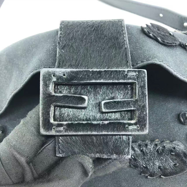 FENDI Baguette Vintage Black Cloth With Flower Embroidery Silver Hardware