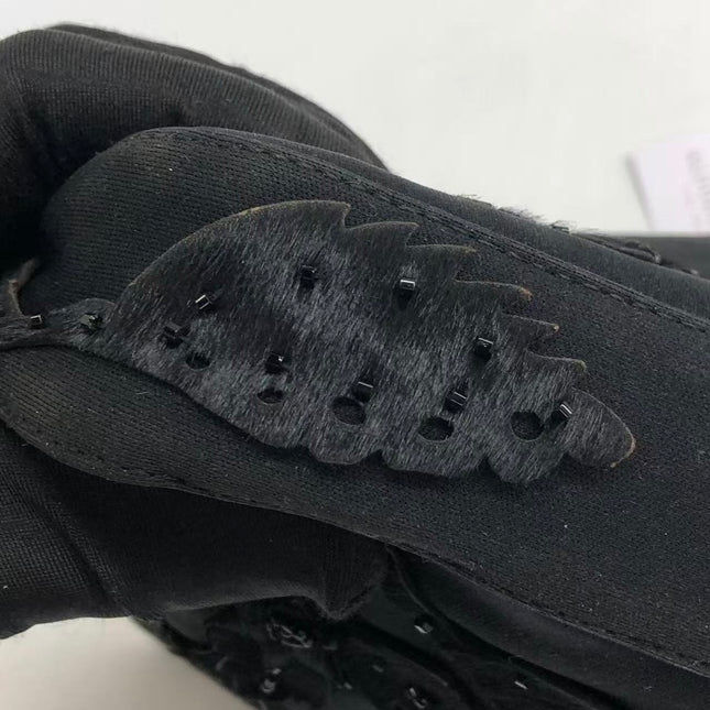 FENDI Baguette Vintage Black Cloth With Flower Embroidery Silver Hardware