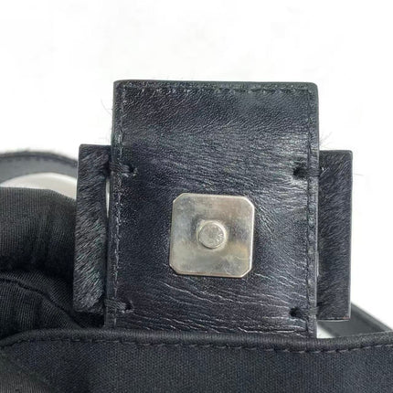 FENDI Baguette Vintage Black Cloth With Flower Embroidery Silver Hardware