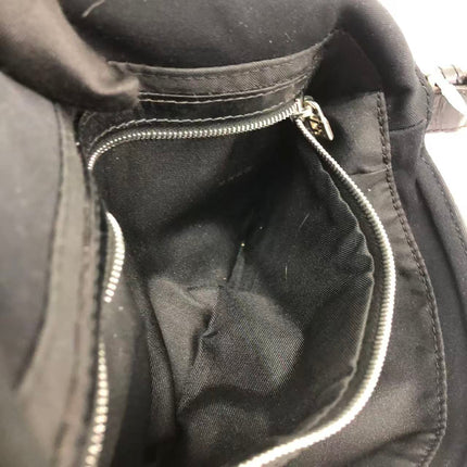 FENDI Baguette Vintage Black Cloth With Flower Embroidery Silver Hardware