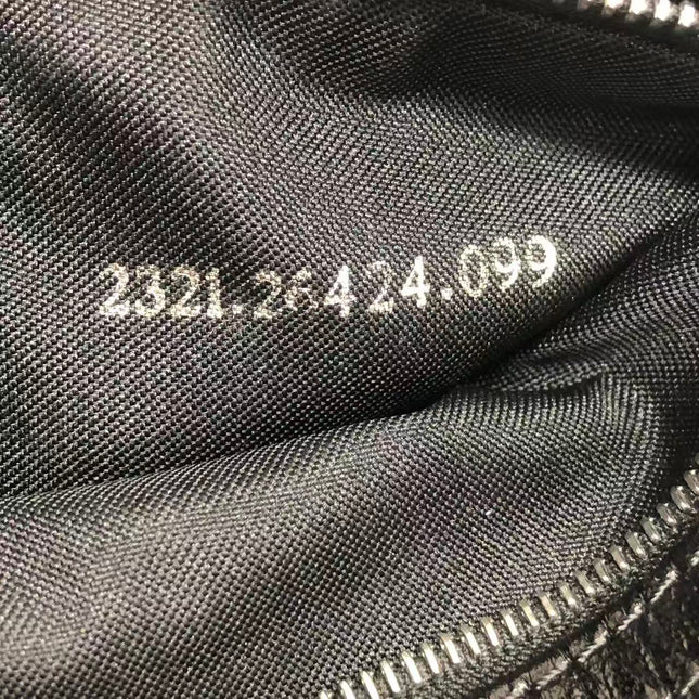 FENDI Baguette Vintage Black Cloth With Flower Embroidery Silver Hardware