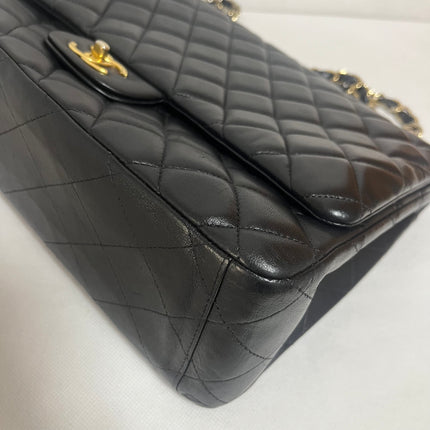 Chanel Classic Flap Maxi 2009 Black Lambskin Leather Single Flap with Gold Hardware