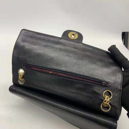 Chanel Classic Flap Vintage Black Lambskin Leather with Gold Hardware Chain Strap