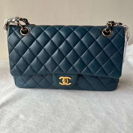 Chanel Classic Flap Medium Cuir d'Agneau Marine Quincaillerie Dorée 2017