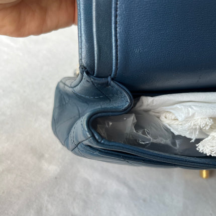 Chanel Classic Flap Medium Cuir d'Agneau Marine Quincaillerie Dorée 2017