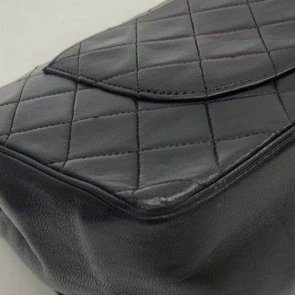 Chanel Classic Flap Vintage Black Lambskin Leather with Gold Hardware Chain Strap