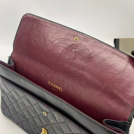 Chanel Classic Flap Vintage Black Lambskin Leather with Gold Hardware Chain Strap
