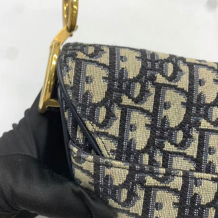 Dior Saddle Medium Toile Monogram Oblique Bordeaux avec Bandoulière