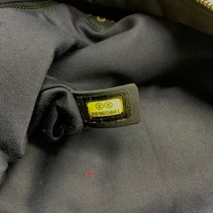 Chanel Classic Flap Moyen Cuir Caviar Noir