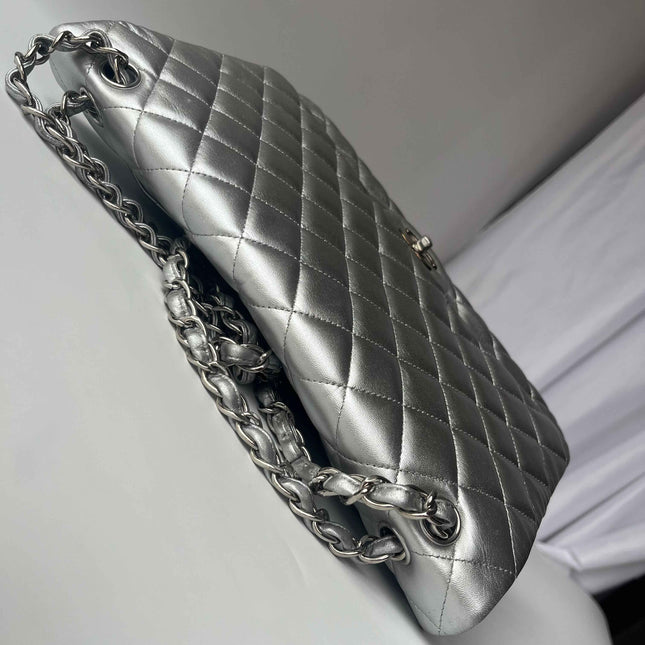 [Rare] Chanel Classic Flap Maxi Silver Lambskin Leather Single Flap Silver Hardware 2011