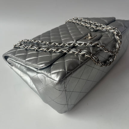 [Rare] Chanel Classic Flap Maxi Silver Lambskin Leather Single Flap Silver Hardware 2011