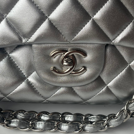 [Rare] Chanel Classic Flap Maxi Silver Lambskin Leather Single Flap Silver Hardware 2011