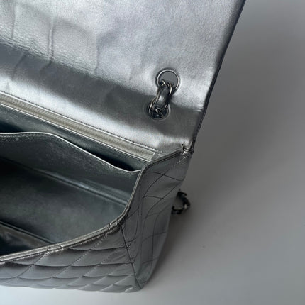 [Rare] Chanel Classic Flap Maxi Silver Lambskin Leather Single Flap Silver Hardware 2011