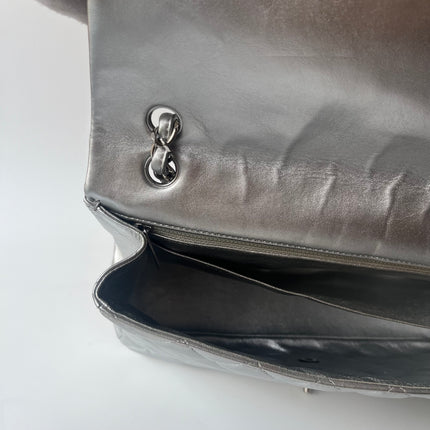[Rare] Chanel Classic Flap Maxi Silver Lambskin Leather Single Flap Silver Hardware 2011
