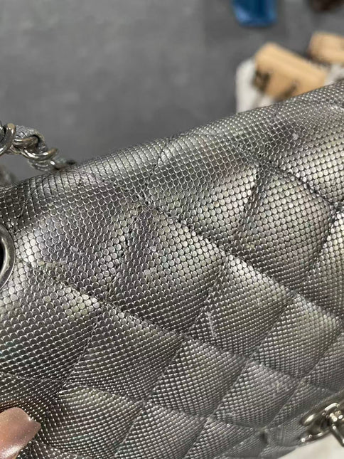 Chanel Classic Flap Medium 2016 Metallic Grey Pixel Effect Calfskin Leather Silver Hardware