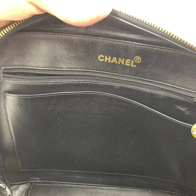 Chanel Vanity Case Vintage Black Patent Leather Top Handle with Strap