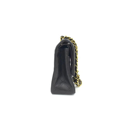 Chanel Vintage Classic Flap Petit Agneau Noir Double Rabat Quincaillerie Or 24 carats