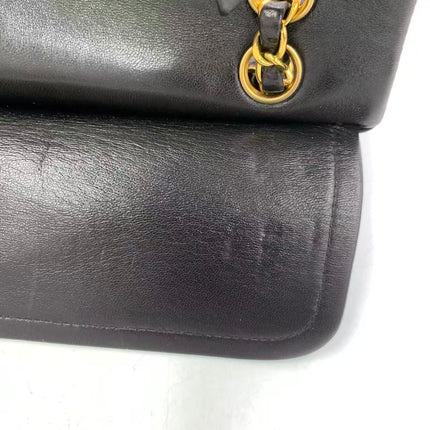 Chanel Vintage Classic Flap Petit Agneau Noir Double Rabat Quincaillerie Or 24 carats