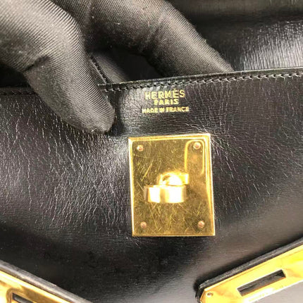 Hermès Kelly 32 Retourne 1979 Black Box Leather Gold Hardware With Strap