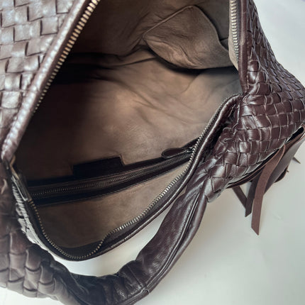 Bottega Veneta Veneta Sac hobo frangé Grand Marron Chocolat Foncé 47cm Cuir d'agneau