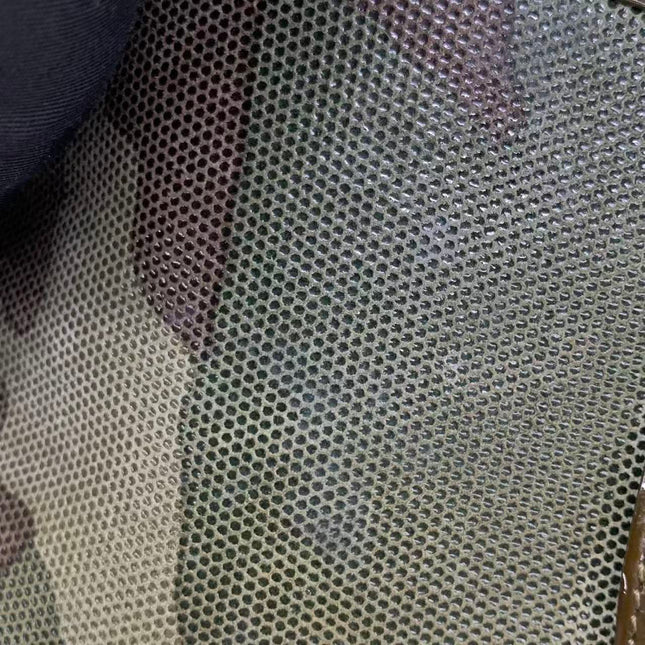 Sac à bandoulière Dior Saddle en cuir vert moyen avec finitions métalliques dorées