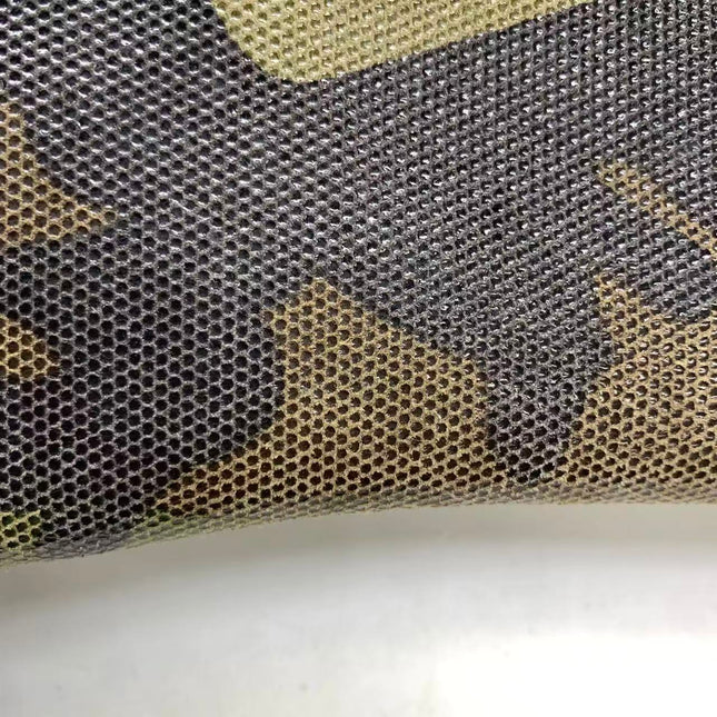 Sac à bandoulière Dior Saddle en cuir vert moyen avec finitions métalliques dorées