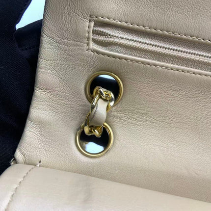 Chanel Classic Flap Medium Cuir d'agneau beige avec accastillage doré, 2009