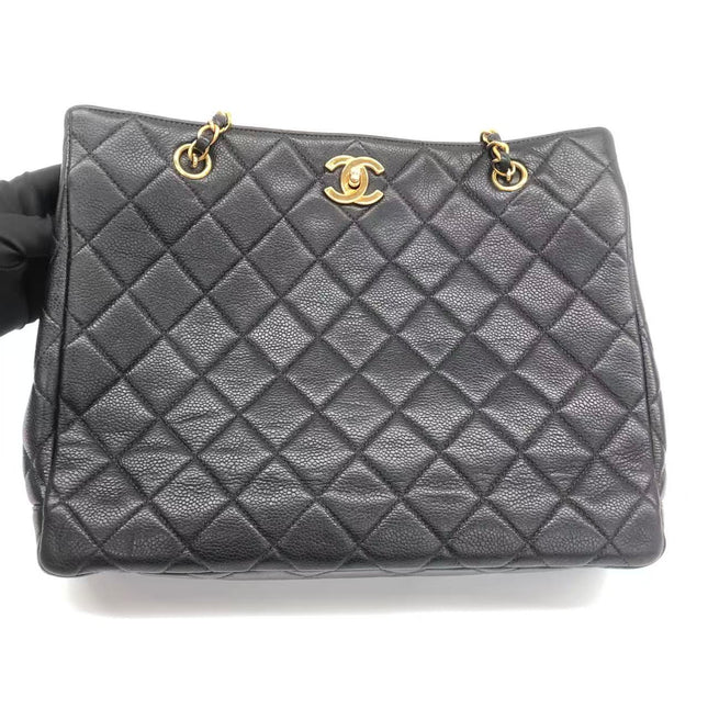 Chanel Wallet on Chain Classique rabat en cuir grainé noir, finition argentée