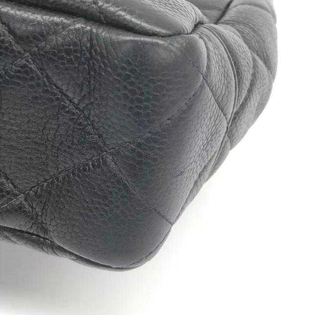 Chanel Wallet on Chain Classique rabat en cuir grainé noir, finition argentée