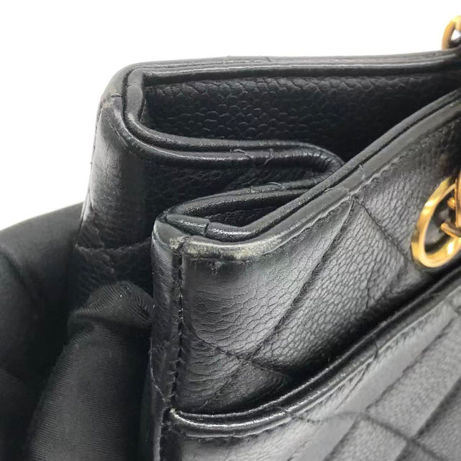 Chanel Wallet on Chain Classique rabat en cuir grainé noir, finition argentée