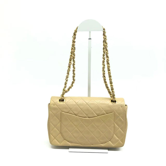 Chanel Classic Flap Medium Cuir d'agneau beige avec accastillage doré, 2009