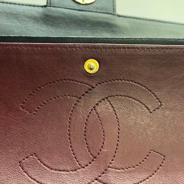 Chanel Classic Flap Vintage Black Lambskin Leather with Gold Hardware Chain Strap
