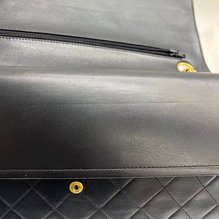 Chanel Classic Flap Vintage Black Lambskin Leather with Gold Hardware Chain Strap