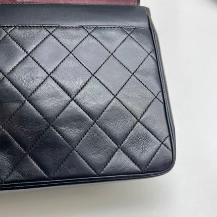Chanel Classic Flap Vintage Black Lambskin Leather with Gold Hardware Chain Strap