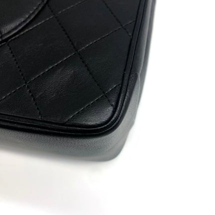 Chanel Classic Flap Vintage Black Lambskin Leather with Gold Hardware Chain Strap
