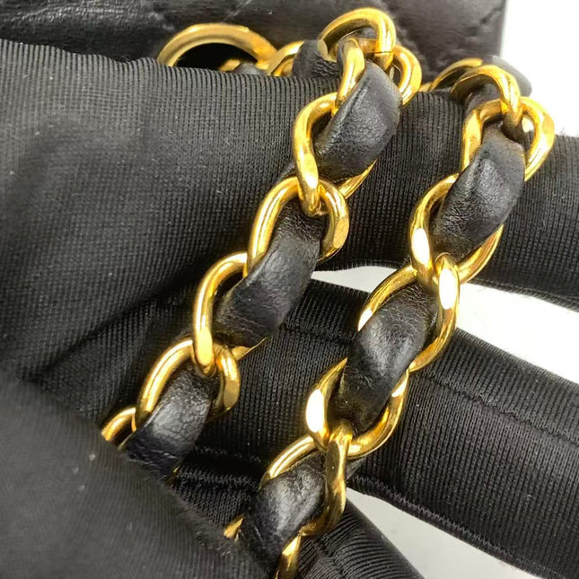 Chanel Classic Flap Medium Vintage Black Lambskin Leather 24k Gold Hardware 1994-1996