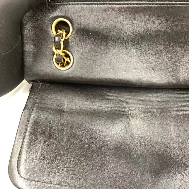 Chanel Classic Flap Medium Vintage Black Lambskin Leather 24k Gold Hardware 1994-1996
