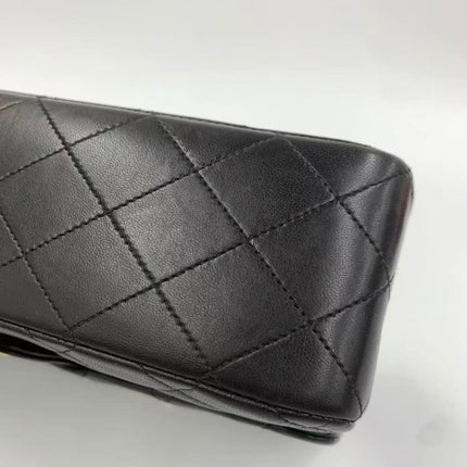 Chanel Classic Flap Medium Vintage Black Lambskin Leather 24k Gold Hardware 1994-1996
