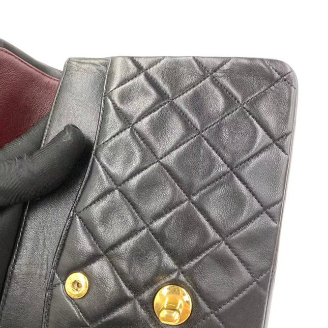 Chanel Classic Flap Medium Vintage Black Lambskin Leather 24k Gold Hardware 1994-1996
