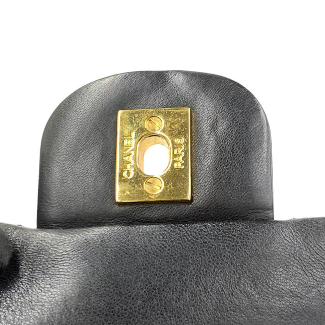 Chanel Classic Flap Medium Vintage Black Lambskin Leather 24k Gold Hardware 1994-1996