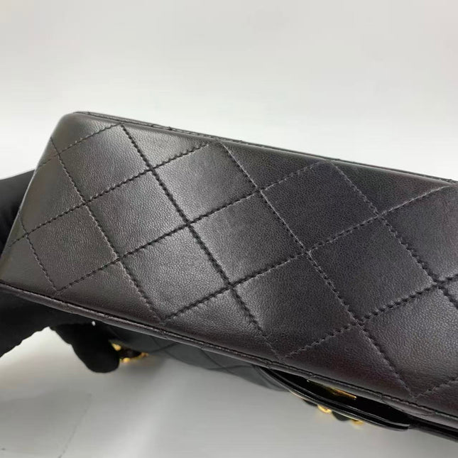 Chanel Classic Flap Medium Vintage Black Lambskin Leather 24k Gold Hardware 1994-1996