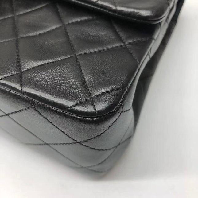 Chanel Classic Flap Medium Vintage Black Lambskin Leather 24k Gold Hardware 1994-1996