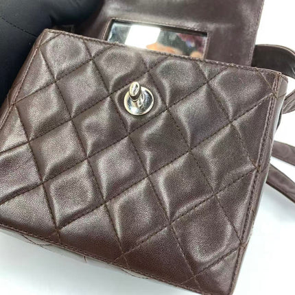 Sac bandoulière Chanel Vintage à rabat en cuir d'agneau jaune, 1991-1994