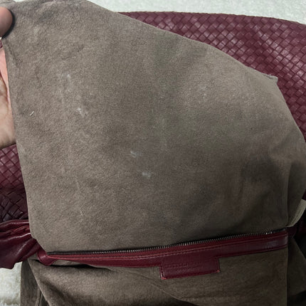 Bottega Veneta Veneta Hobo Burgundy Leather Bag Maxi 50cm