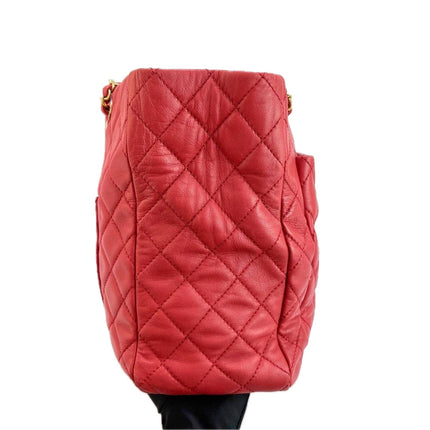 Sac cabas Chanel Grand Shopping Tote en cuir caviar bordeaux, taille GM, finitions argentées