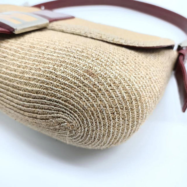 Sold Fendi Baguette Straw Raffia bag with leather lining