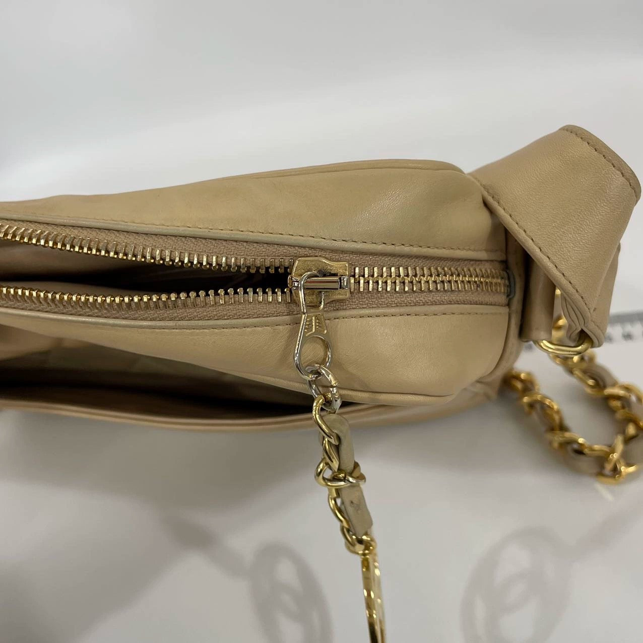 chanel vintage camera bag purse