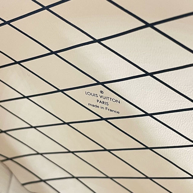 Sold Louis Vuitton Petite Boîte Chapeau Stiff Leather Crossbody Bag