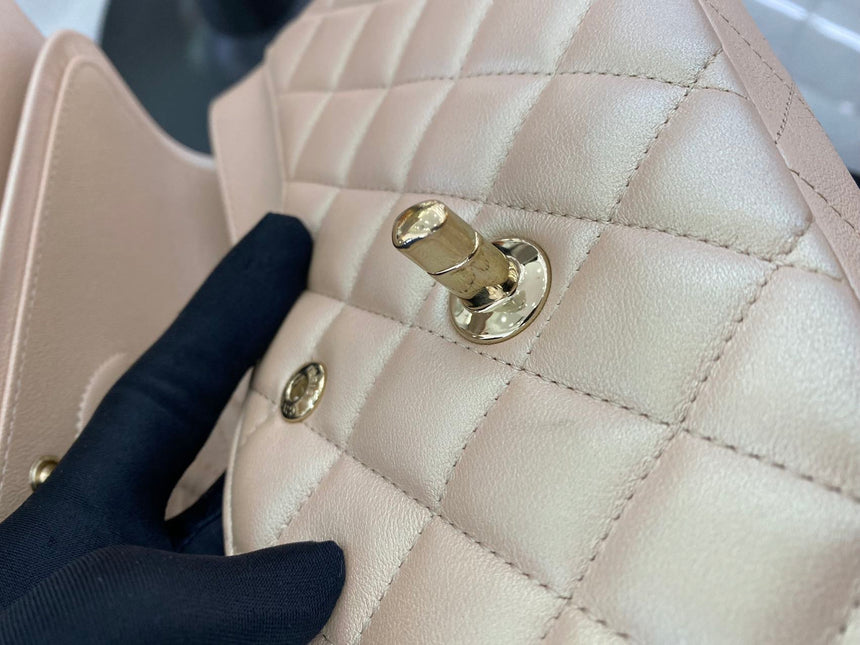 Sold Chanel Timeless/ Classic Flap Medium Gold